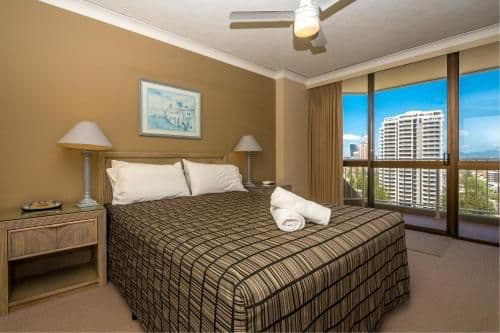 One-Bedroom Apartment - City View