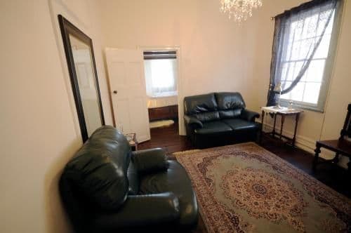Heritage One-Bedroom Apartment