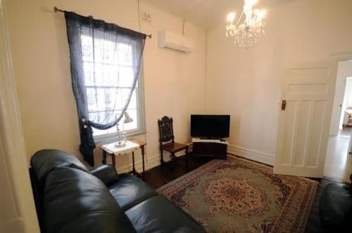 Heritage One-Bedroom Apartment