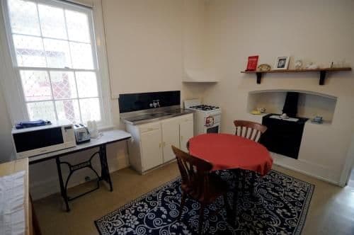 Heritage One-Bedroom Apartment