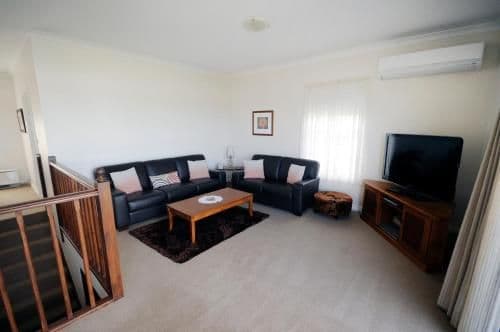Two-Bedroom Apartment with City View