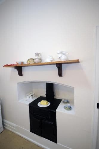 Heritage One-Bedroom Apartment