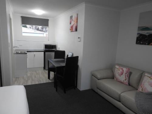 Frankston Motel3