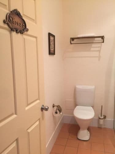 Deluxe Queen Suite
