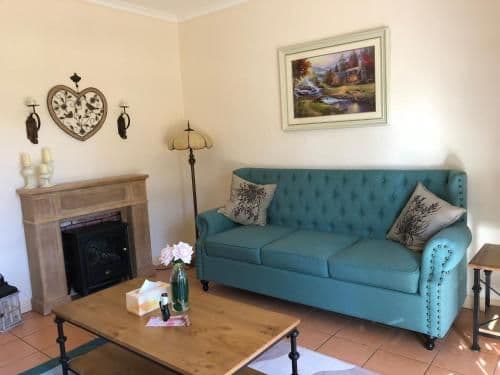 Deluxe Queen Suite