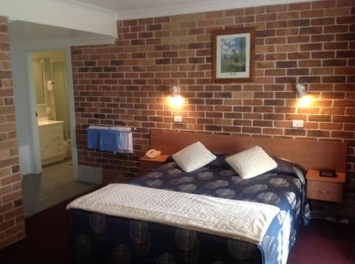 Executive Suite with Spa Bath