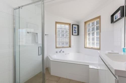Summer Two-Bedroom House