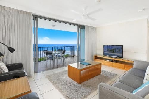 One-Bedroom Apartment with Sea View