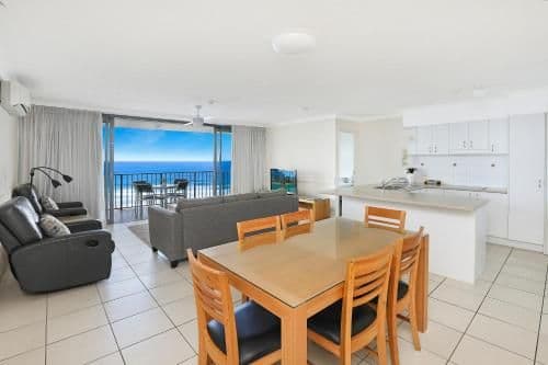 One-Bedroom Apartment with Sea View