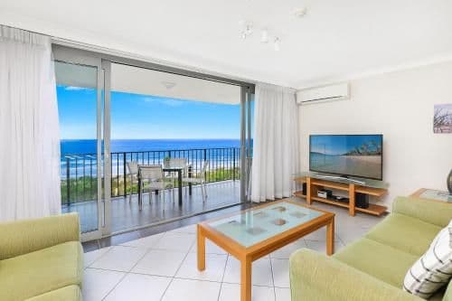 One-Bedroom Apartment with Sea View