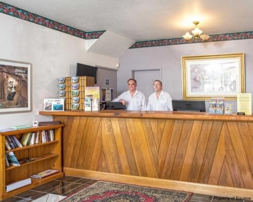 Echo Point Motor Inn3