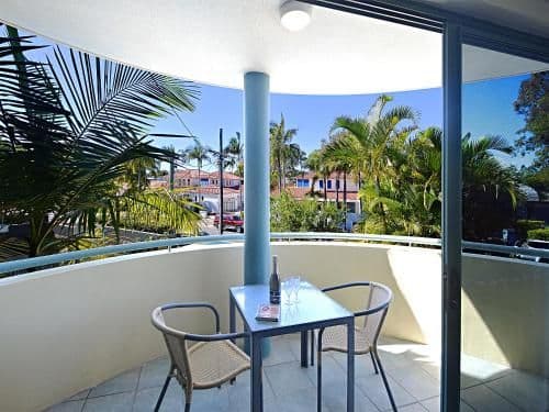 One-Bedroom Apartment with Balcony