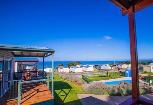 Deluxe Two-Bedroom Cabin with Ocean View
