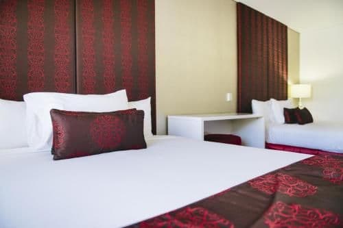 Executive Twin Room with Queen Beds