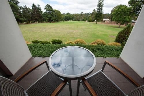 Executive Queen Spa with View