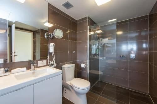Executive Queen Spa with View