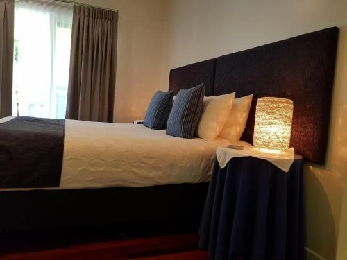 Camelot Boutique Accommodation1