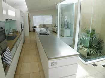 Sullivans Cove Apartments