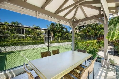 Noosa Harbour Resort1