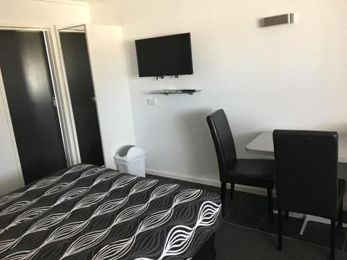 A Queen Room