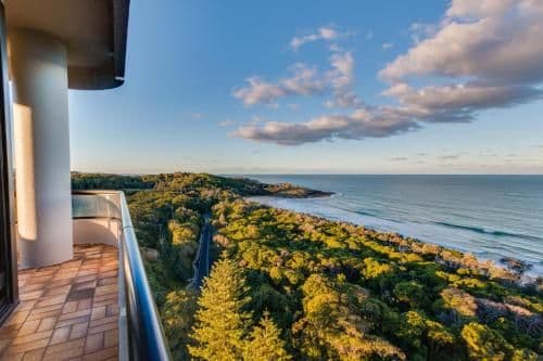 Four-Bedroom Penthouse Apartment with Sea View