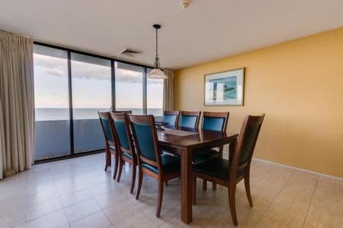 Four-Bedroom Penthouse Apartment with Sea View