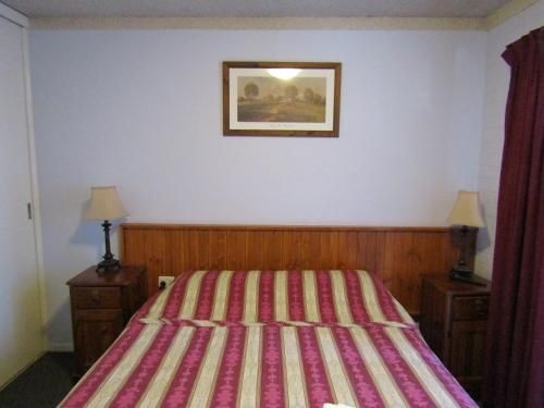Homestead Motel2