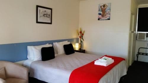 Standard Queen Room