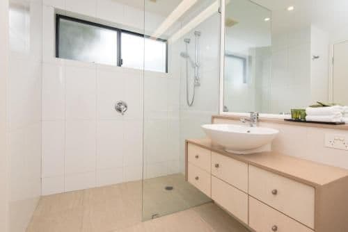 Deluxe Two-Bedroom Apartment
