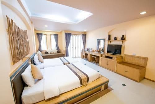 Deluxe Double or Twin Room