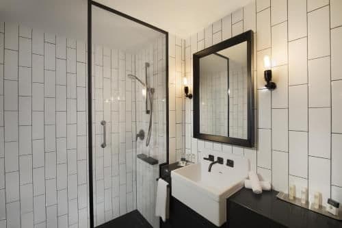 TWIN GUEST ROOM