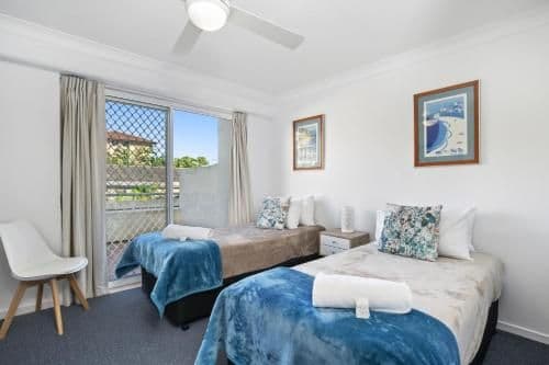 Two-Bedroom Deluxe Apartment with Air-Conditioning