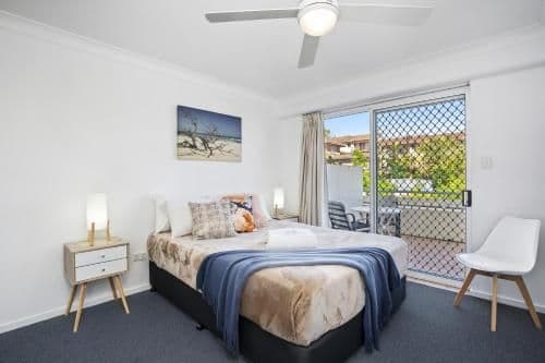 Two-Bedroom Deluxe Apartment with Air-Conditioning