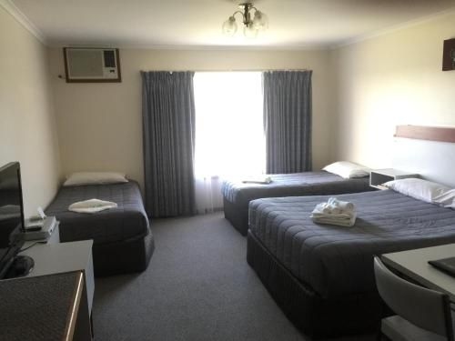 วอรากูล วิว มอเตอร์ อินน์ (Warragul Views Motor Inn)1
