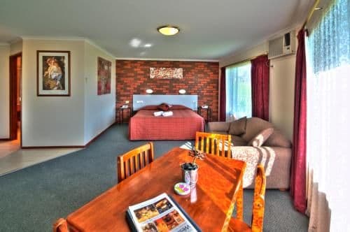 King Suite with Spa Bath