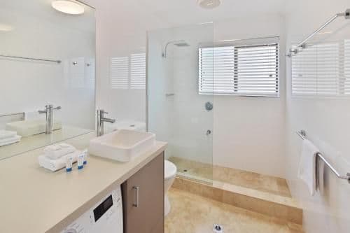Deluxe Two-Bedroom Apartment with Patio