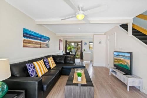 Deluxe Two-Bedroom Apartment with Patio