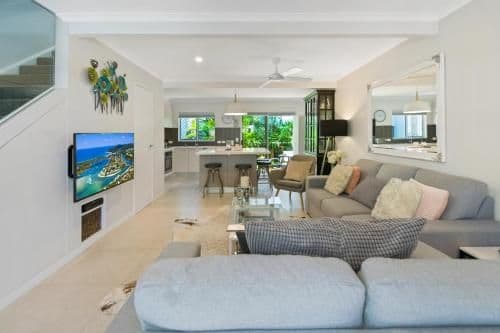 Deluxe Two-Bedroom Apartment with Patio