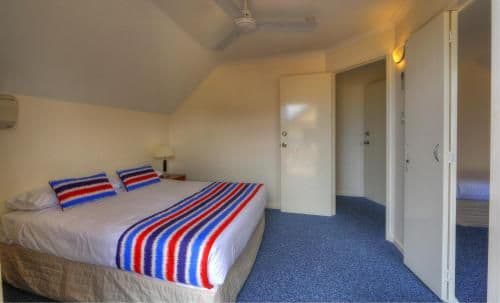 Three-Bedroom Apartment with Spa Bath