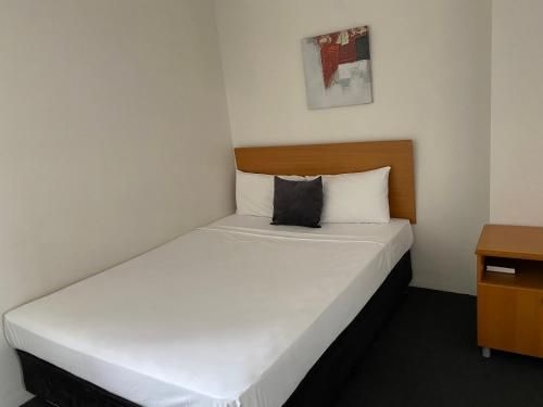 คอสโมโปลิแตน โมเต็ล แอนด์ เซอร์วิส อพาร์ตเมนท์ (Cosmopolitan Motel & Serviced Apartments)2