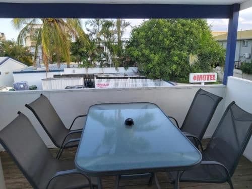 Deluxe Three-Bedroom Apartment
