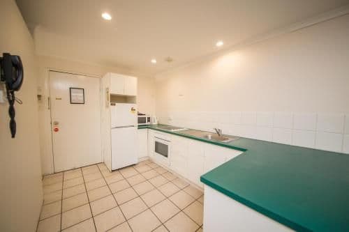 Deluxe Three-Bedroom Apartment