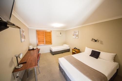 คอสโมโปลิแตน โมเต็ล แอนด์ เซอร์วิส อพาร์ตเมนท์ (Cosmopolitan Motel & Serviced Apartments)1