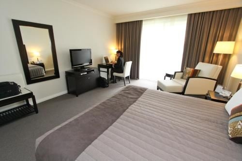 Century Inn4