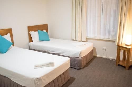 Three-Bedroom Apartment with Walk-In Shower - Ground Floor