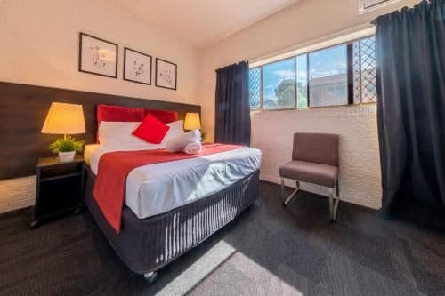 Budget Double Room with Shared Bathroom