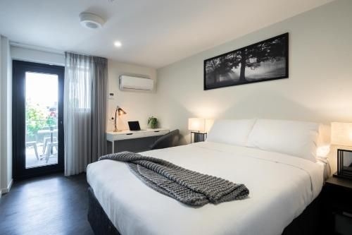 Ascot Budget Inn & Residences1