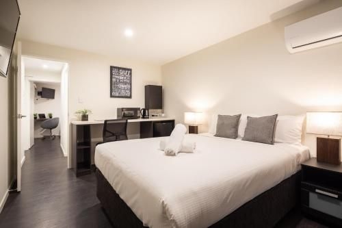 Ascot Budget Inn & Residences4