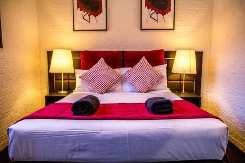 Budget Double Room with Shared Bathroom
