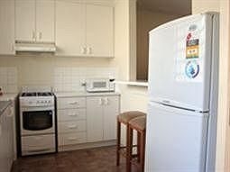 Barkly Apartments3